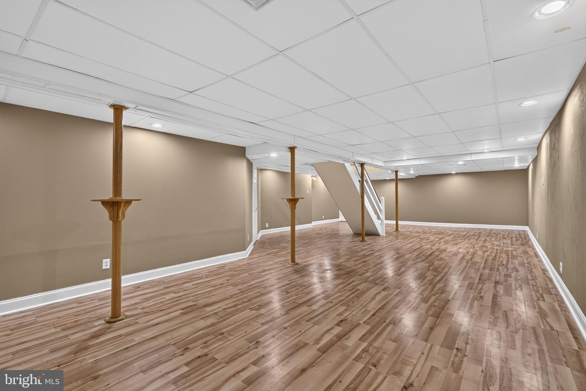 TURNBERRY FARM - Residential