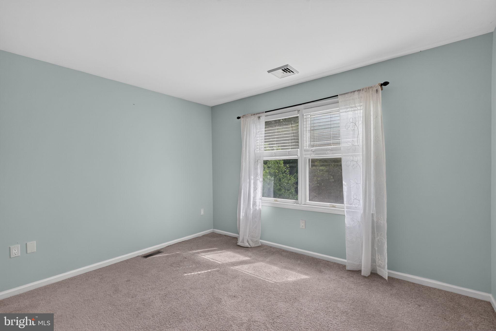 TURNBERRY FARM - Residential