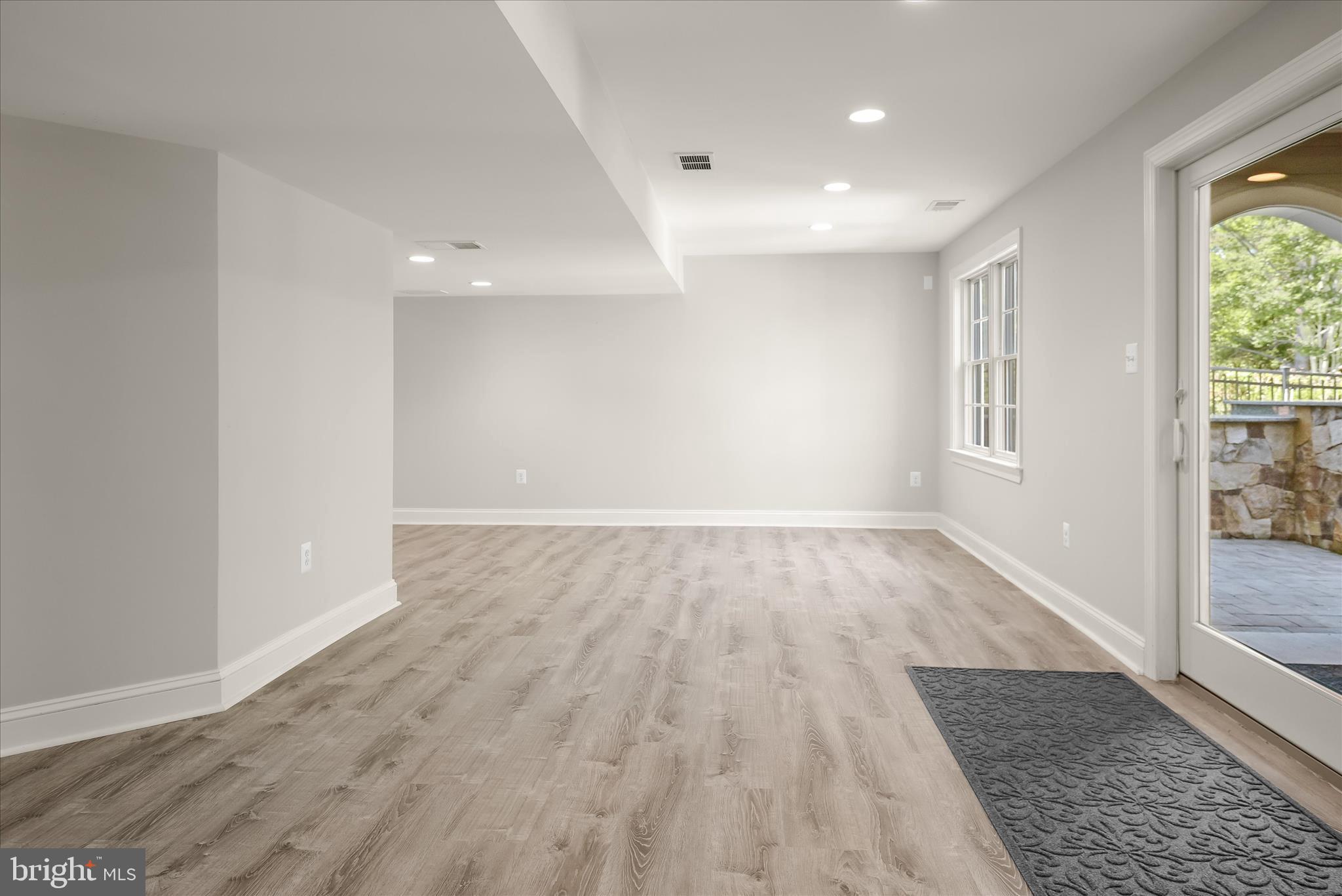 ADAMS REACH - Residential