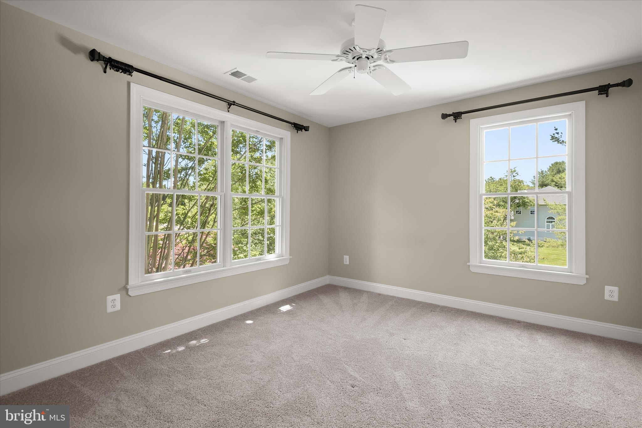 ADAMS REACH - Residential