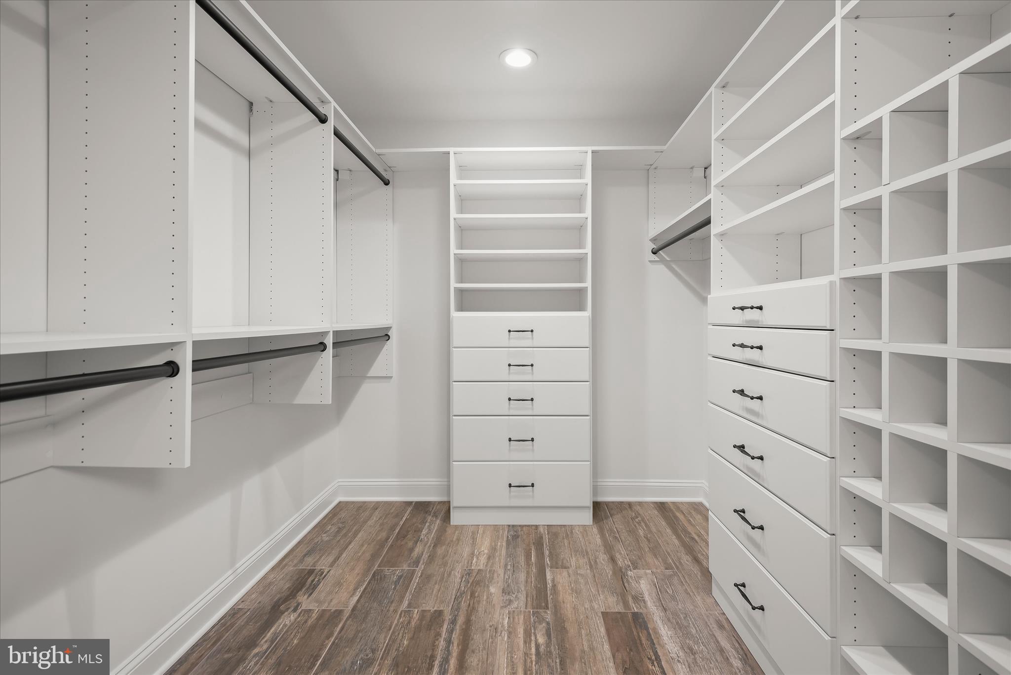 ADAMS REACH - Residential