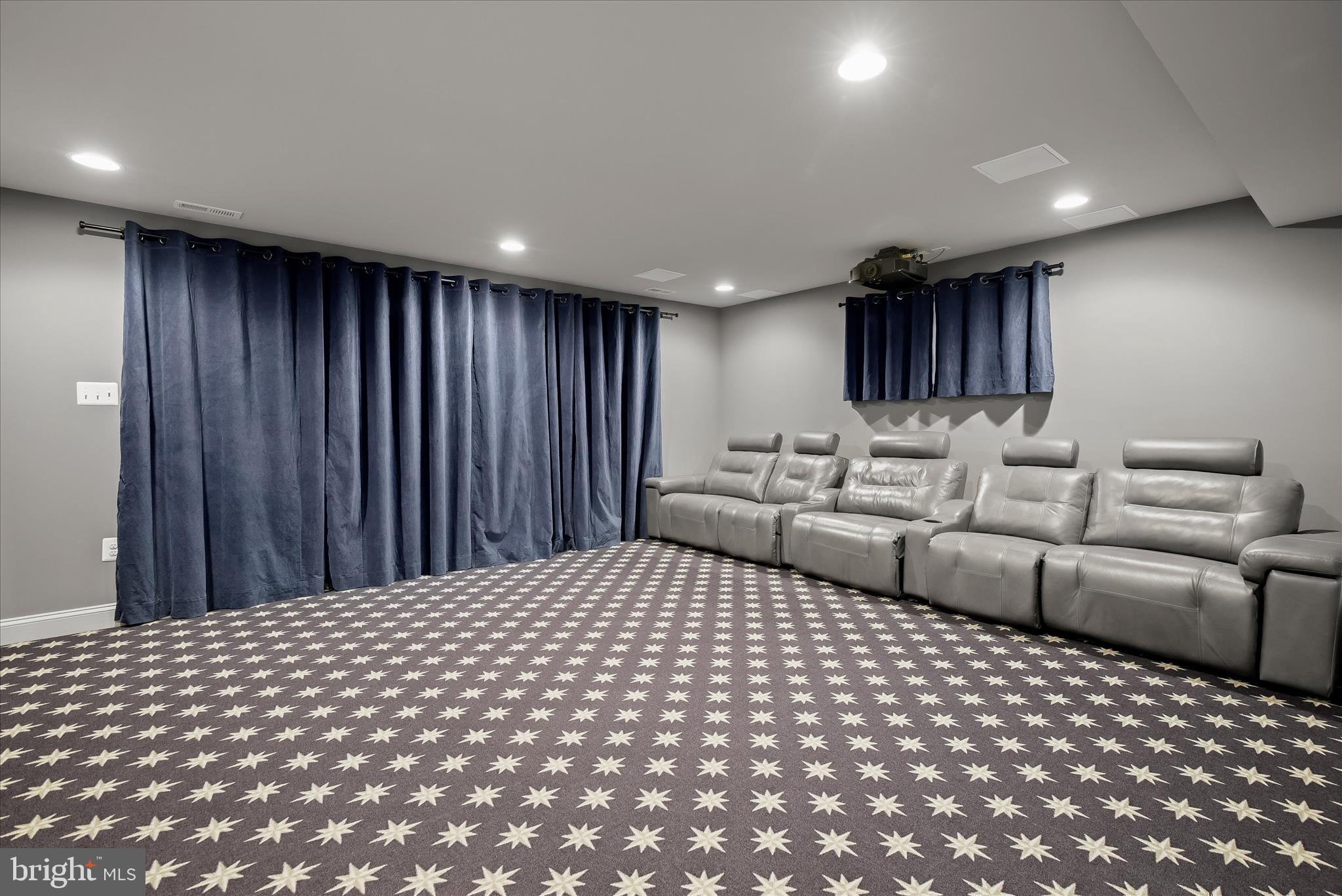 ADAMS REACH - Residential