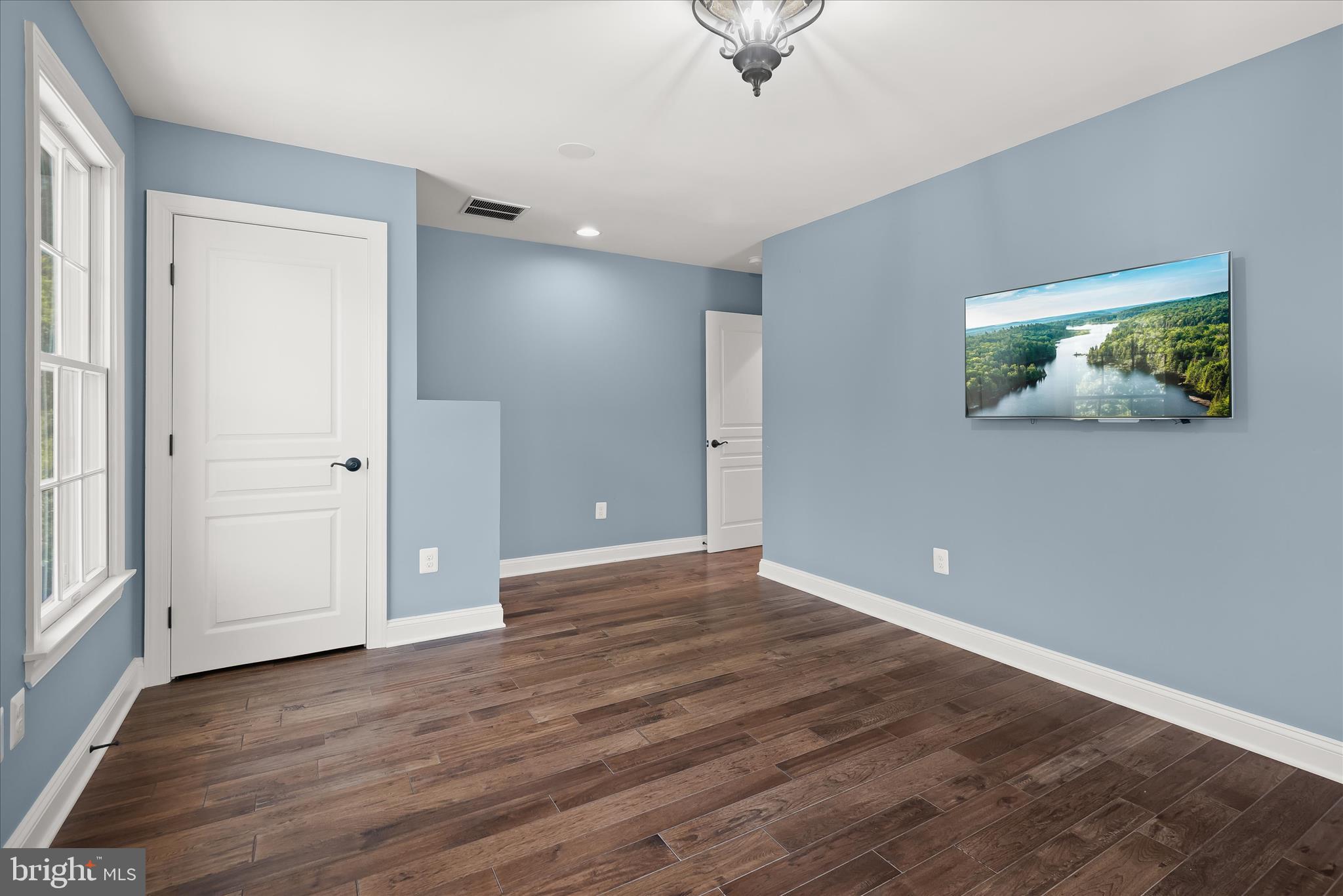 ADAMS REACH - Residential