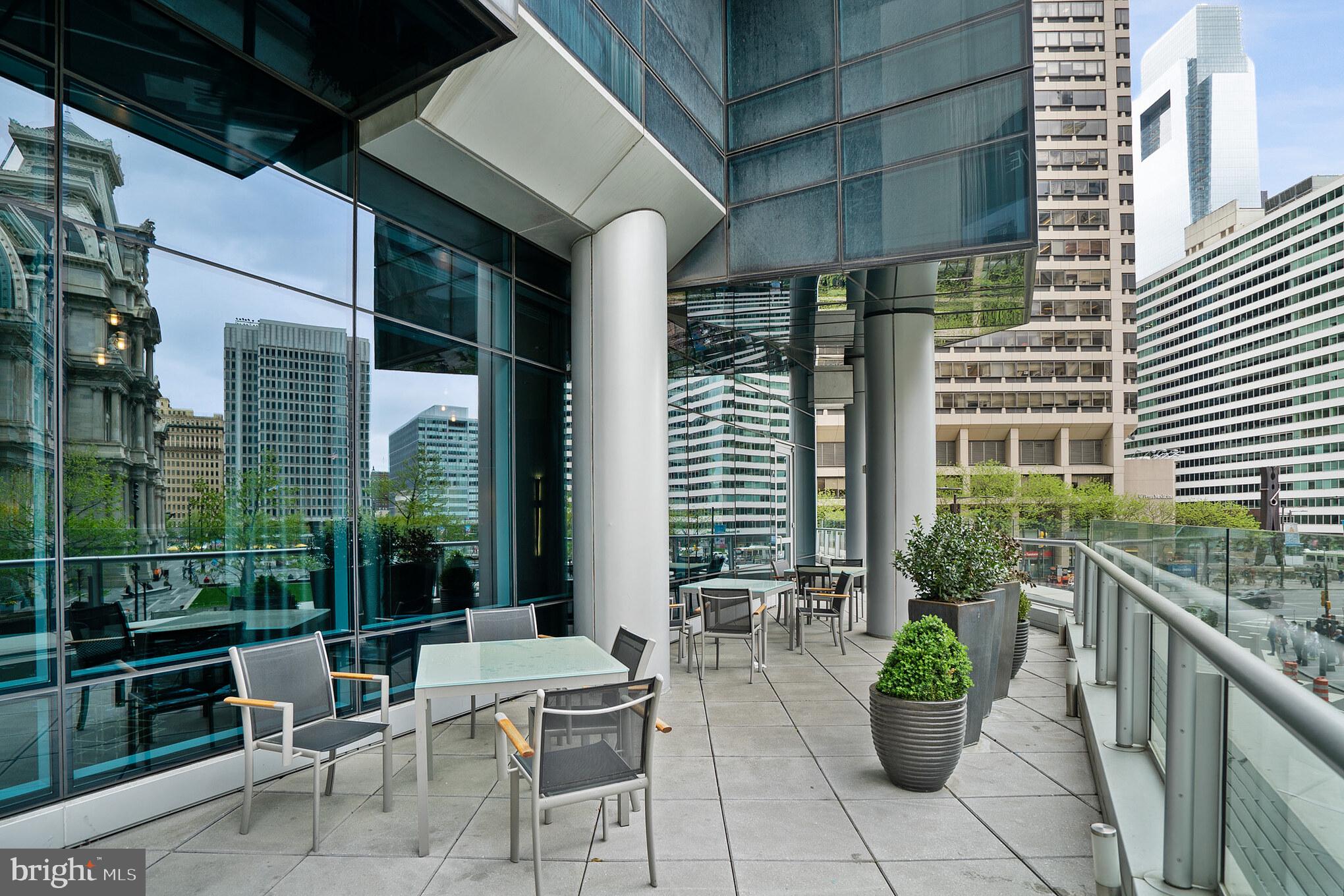 AVENUE OF THE ARTS - Residential