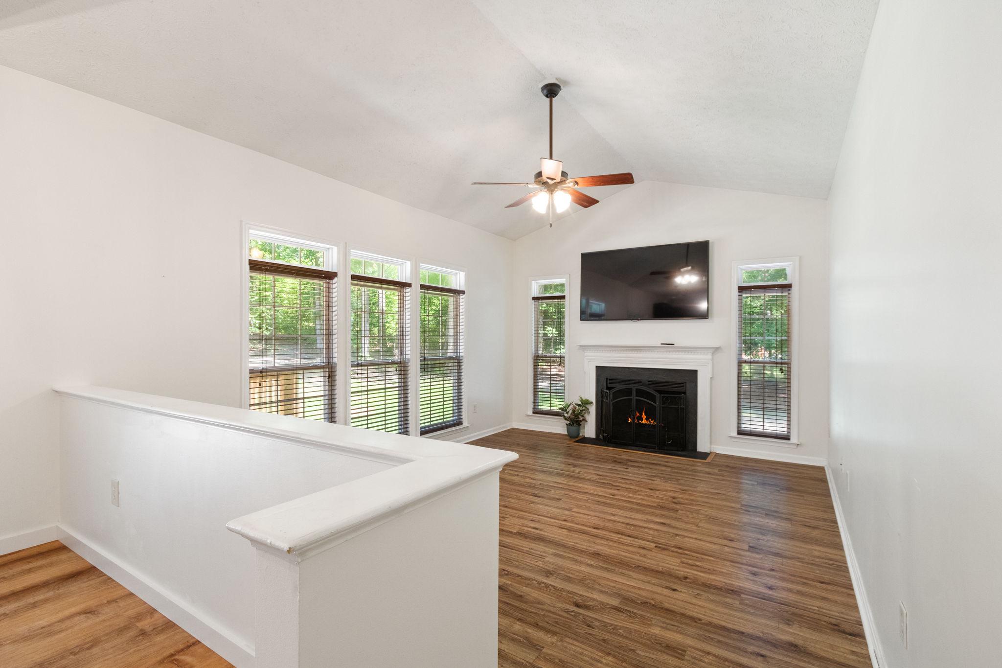 OAKSHIRE WOODS - Residential