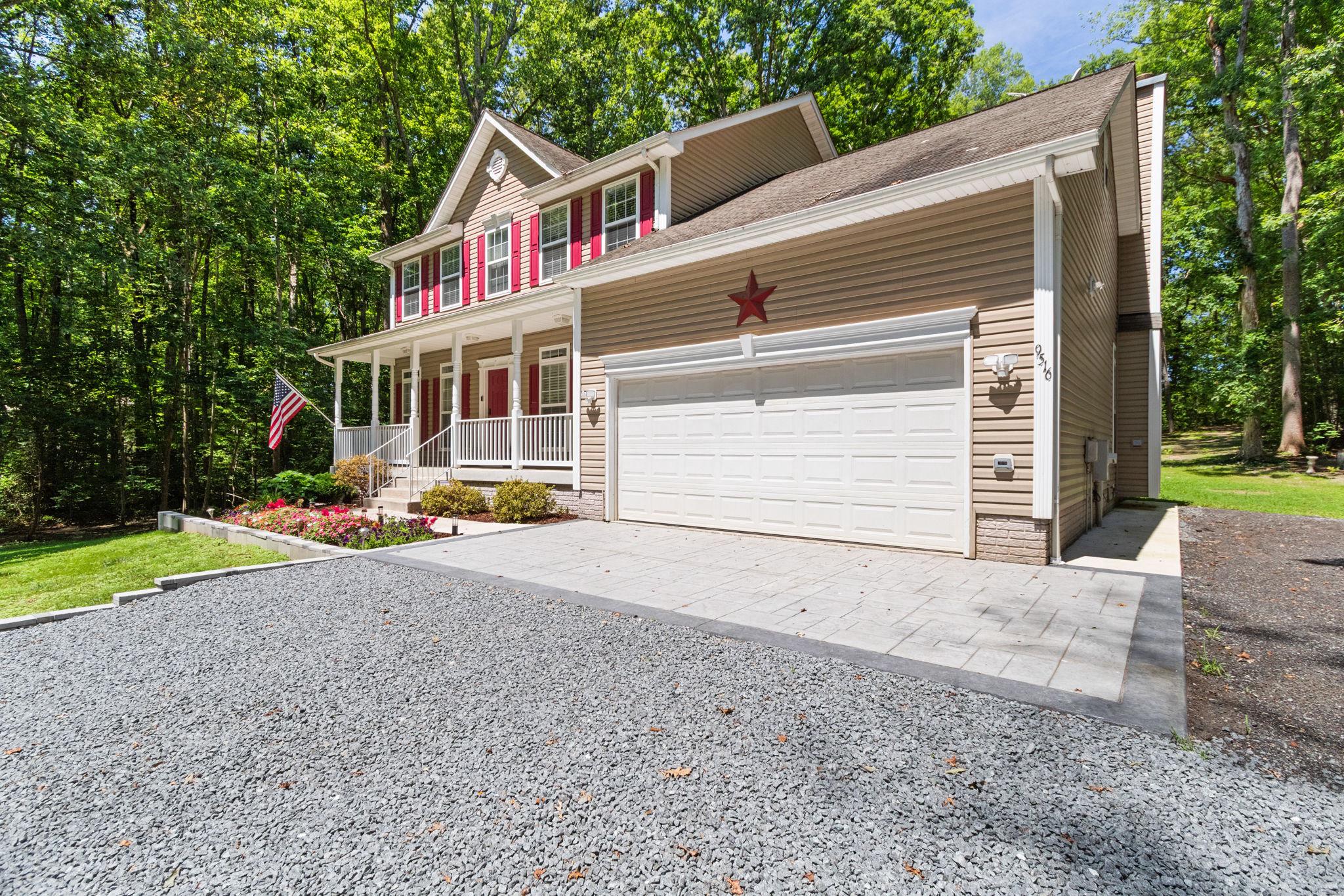 OAKSHIRE WOODS - Residential