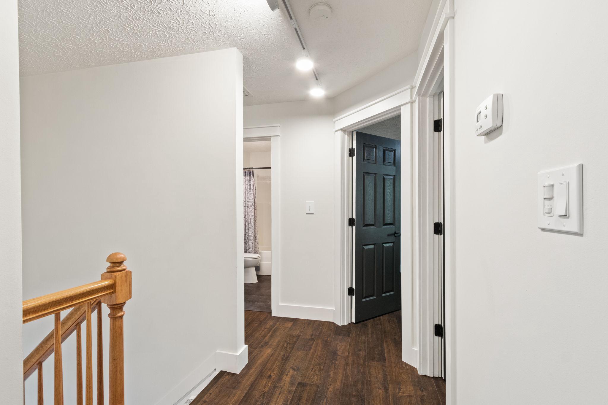 OAKSHIRE WOODS - Residential