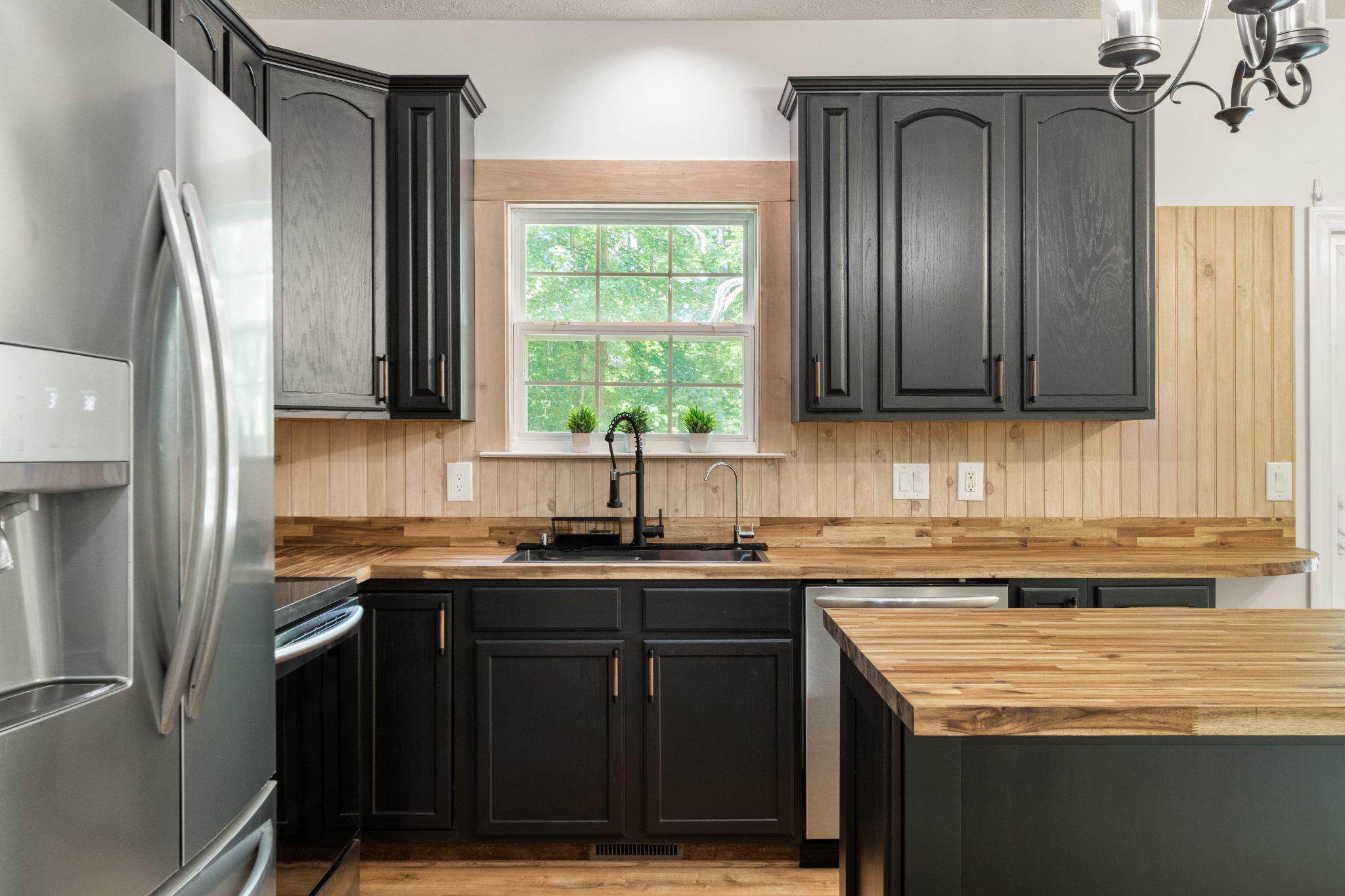 OAKSHIRE WOODS - Residential