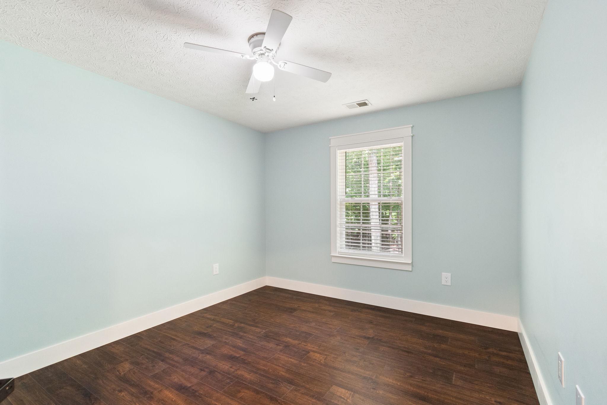 OAKSHIRE WOODS - Residential