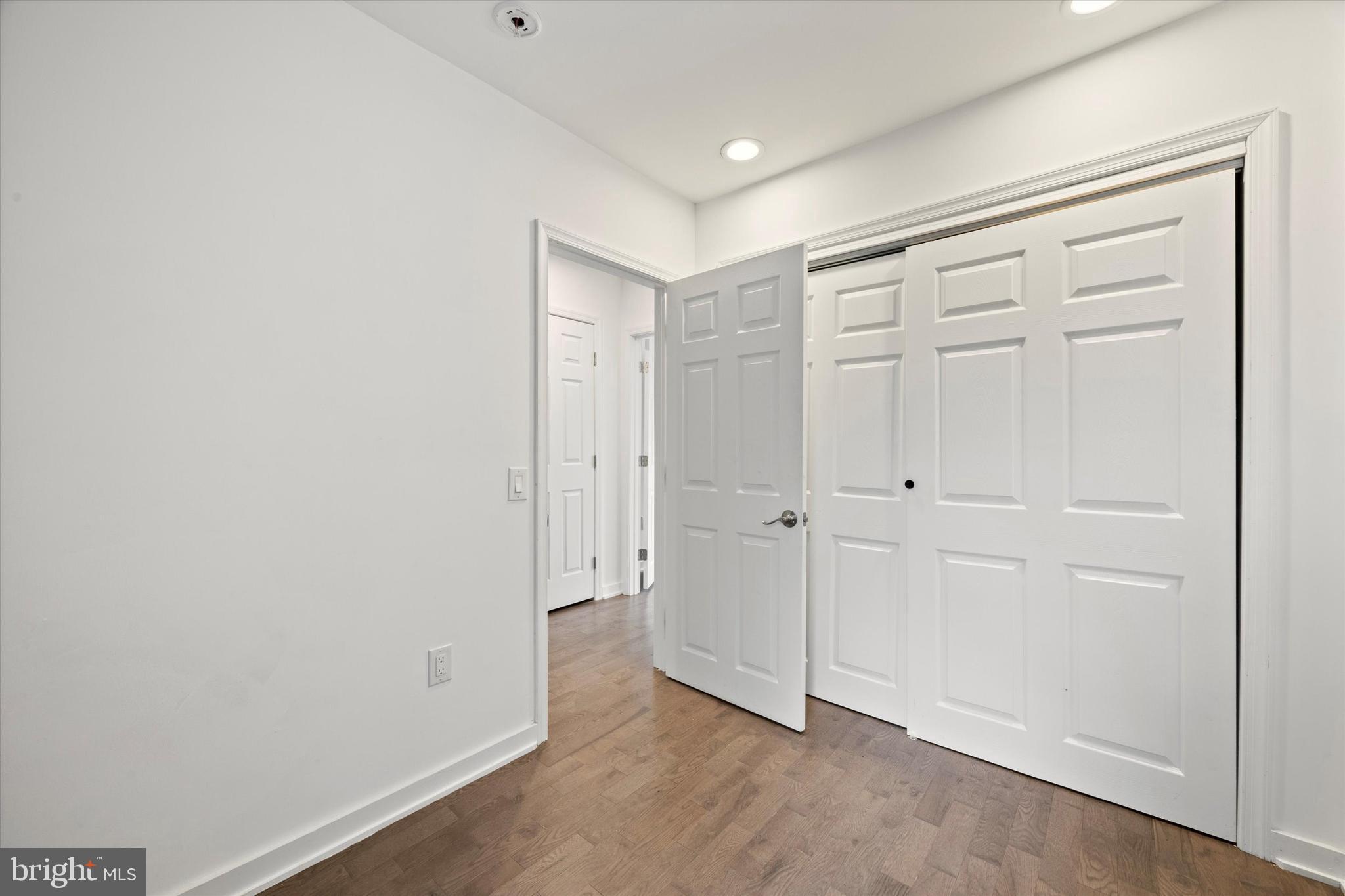 STRAWBERRY MANSION - Residential