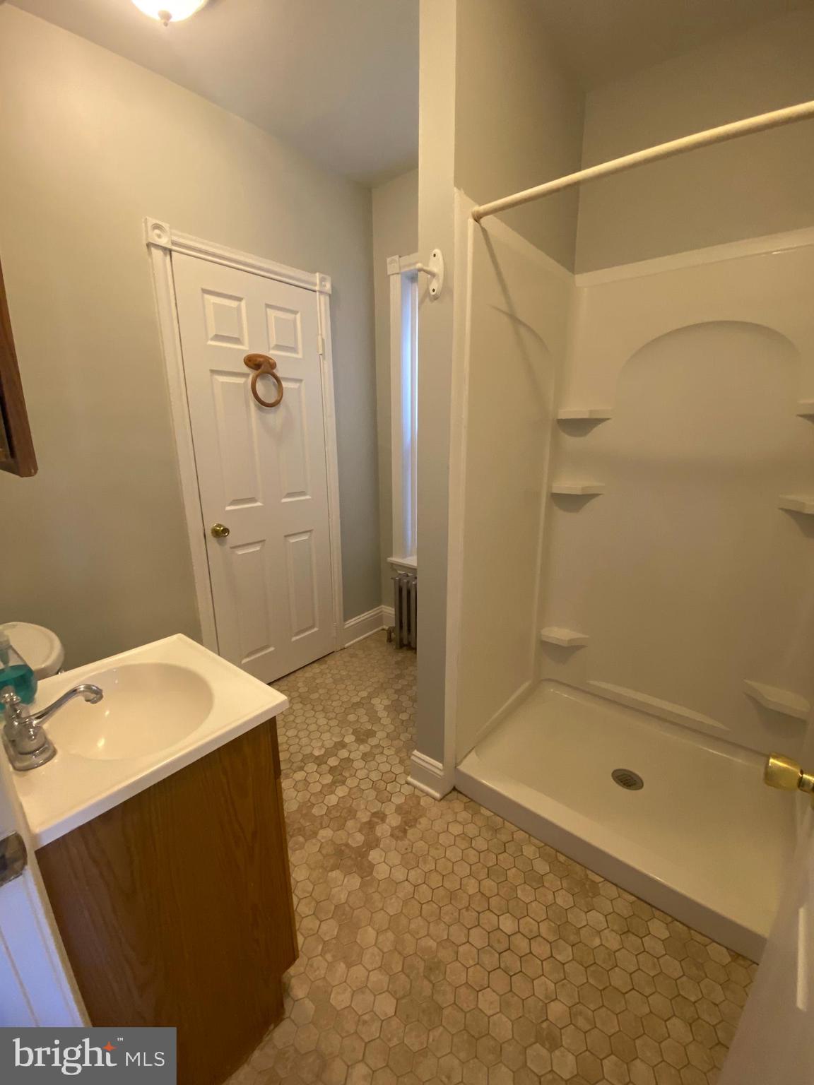 MANAYUNK - Residential Lease