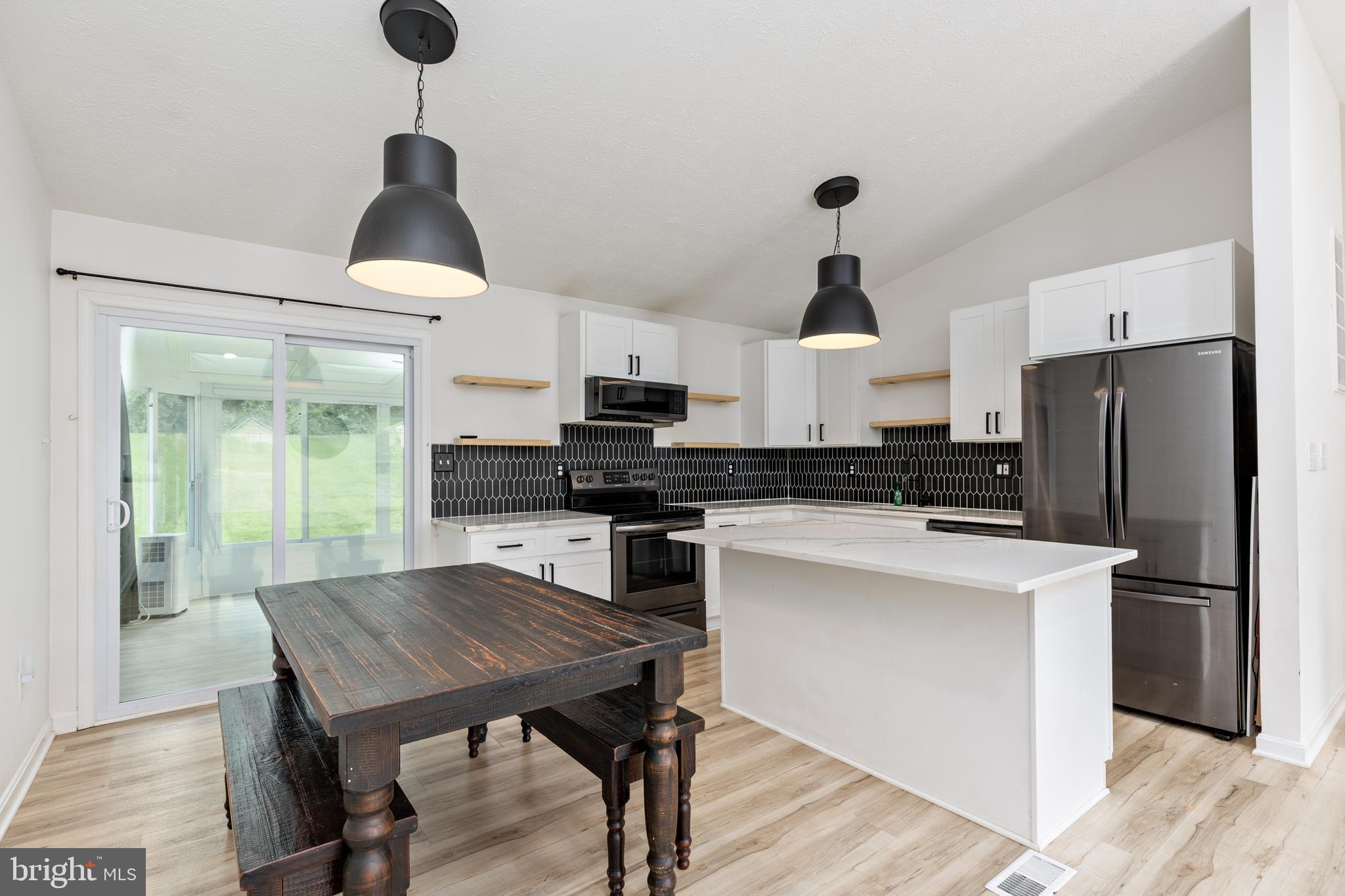BOX HILL NORTH - Residential