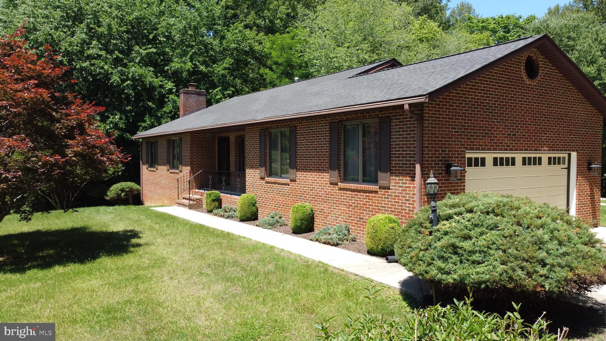 BENEDICT FARMS - Residential