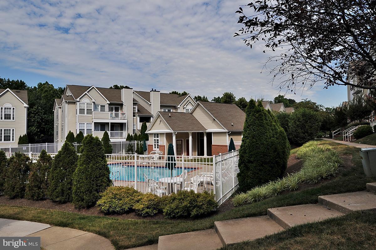 ELKRIDGE TOWN CENTER - Residential