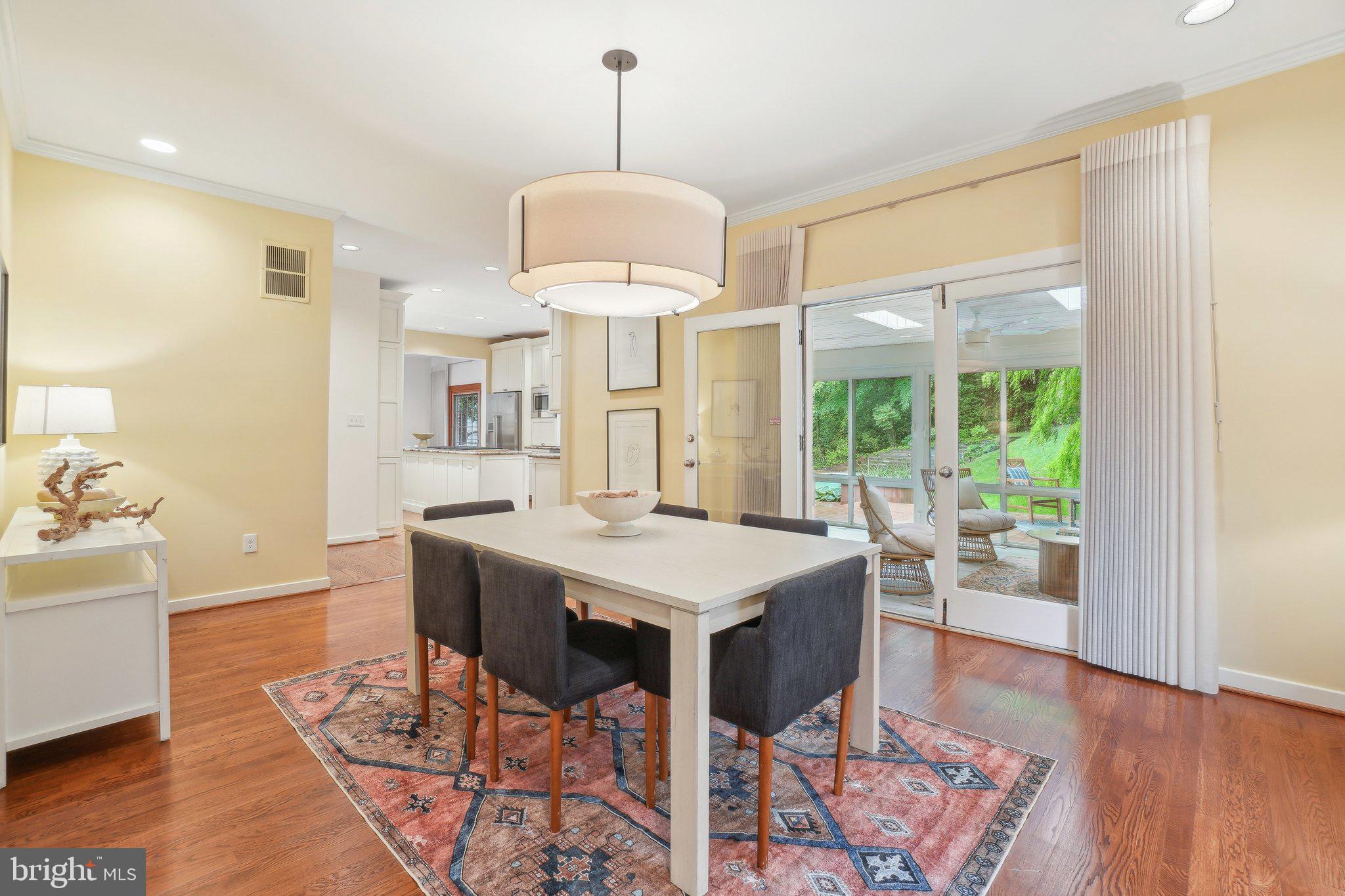 WOODHAVEN - Residential