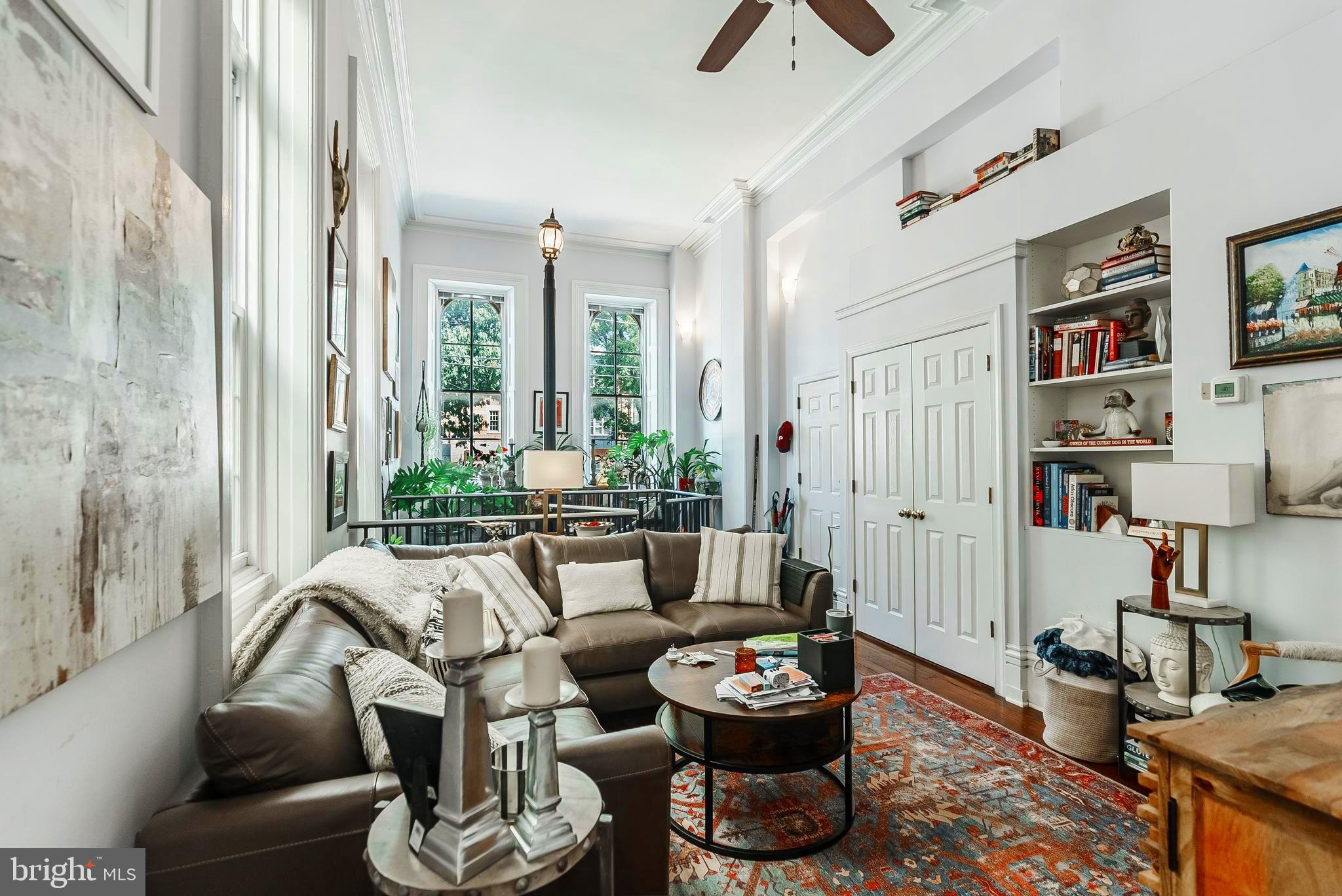 QUEEN VILLAGE - Residential Income