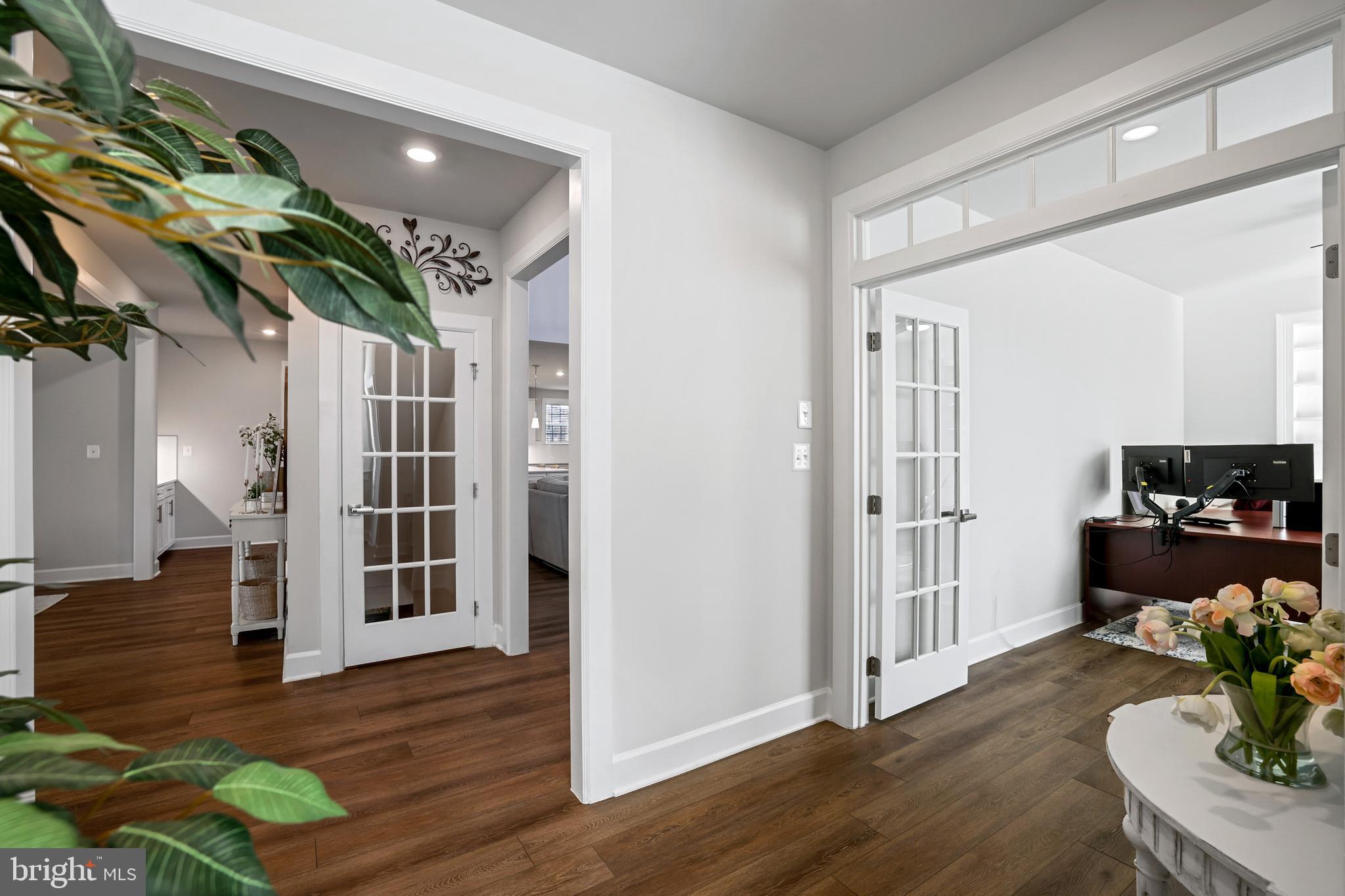 VIRGINIA CROSSING - Residential