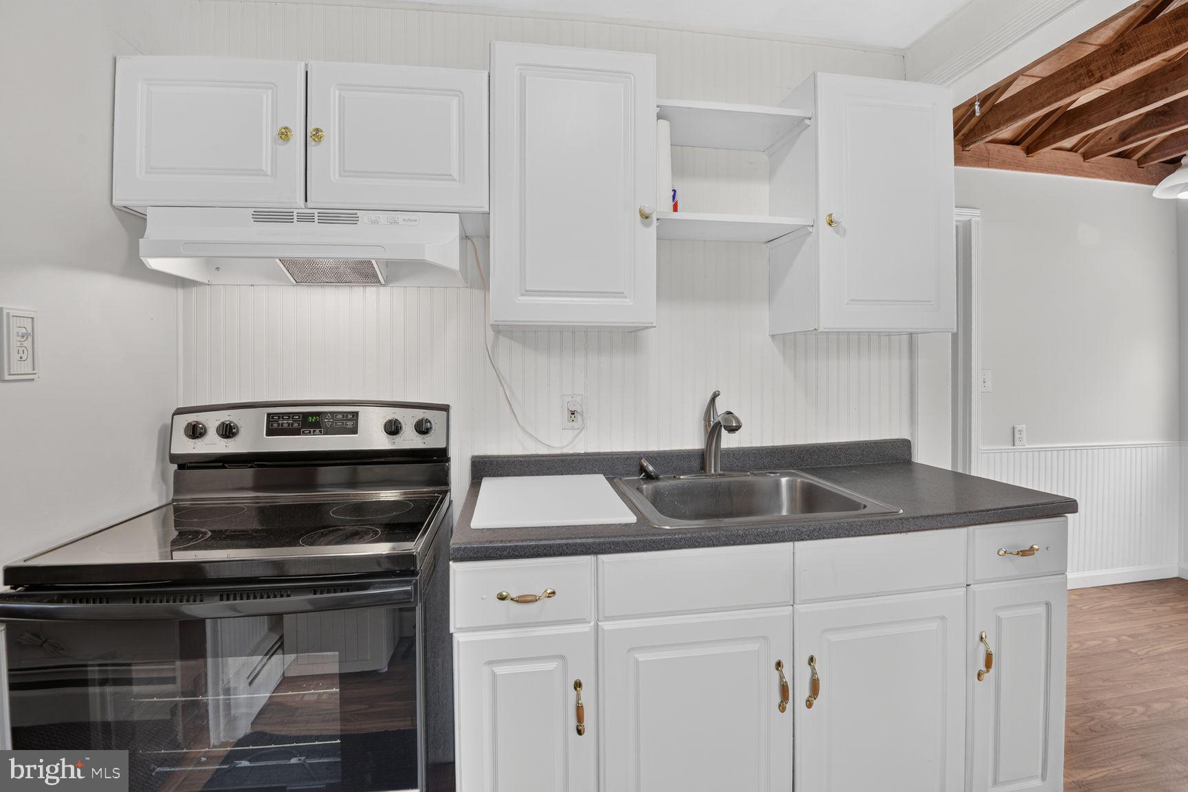 HOLLY HILL HARBOR - Residential