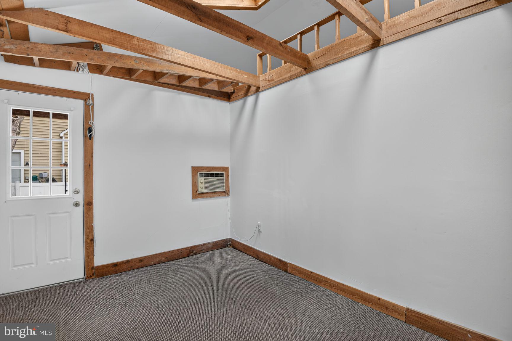 HOLLY HILL HARBOR - Residential