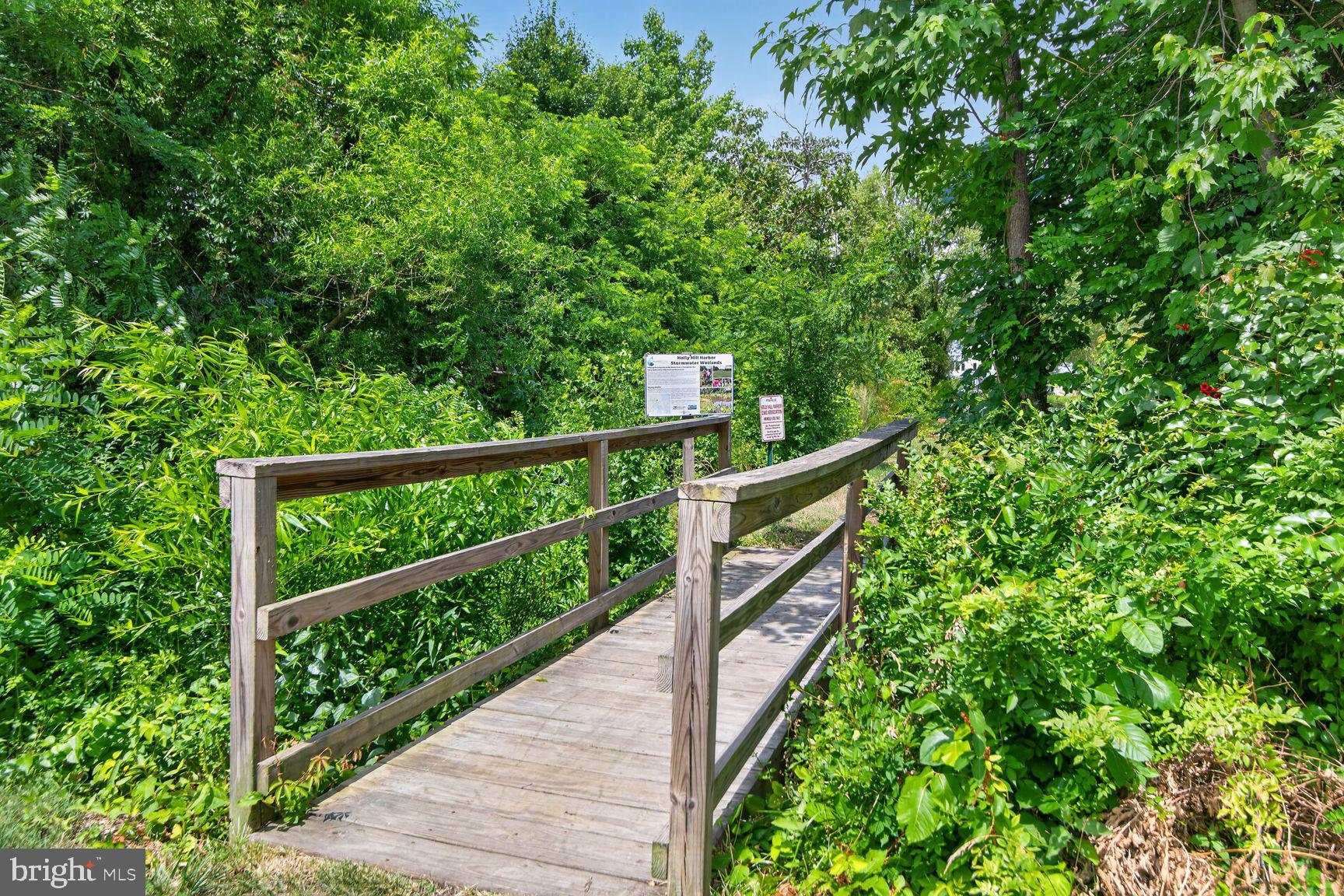 HOLLY HILL HARBOR - Residential