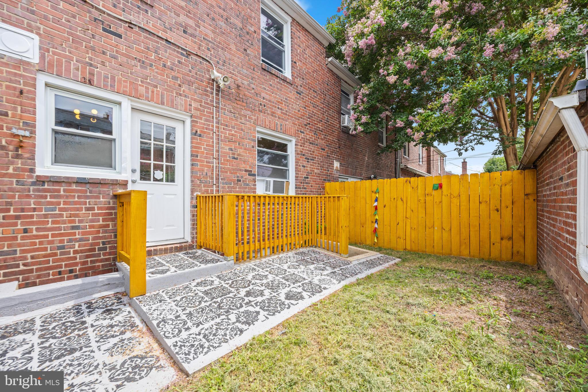 EDNOR GARDENS HISTORIC DISTRICT - Residential