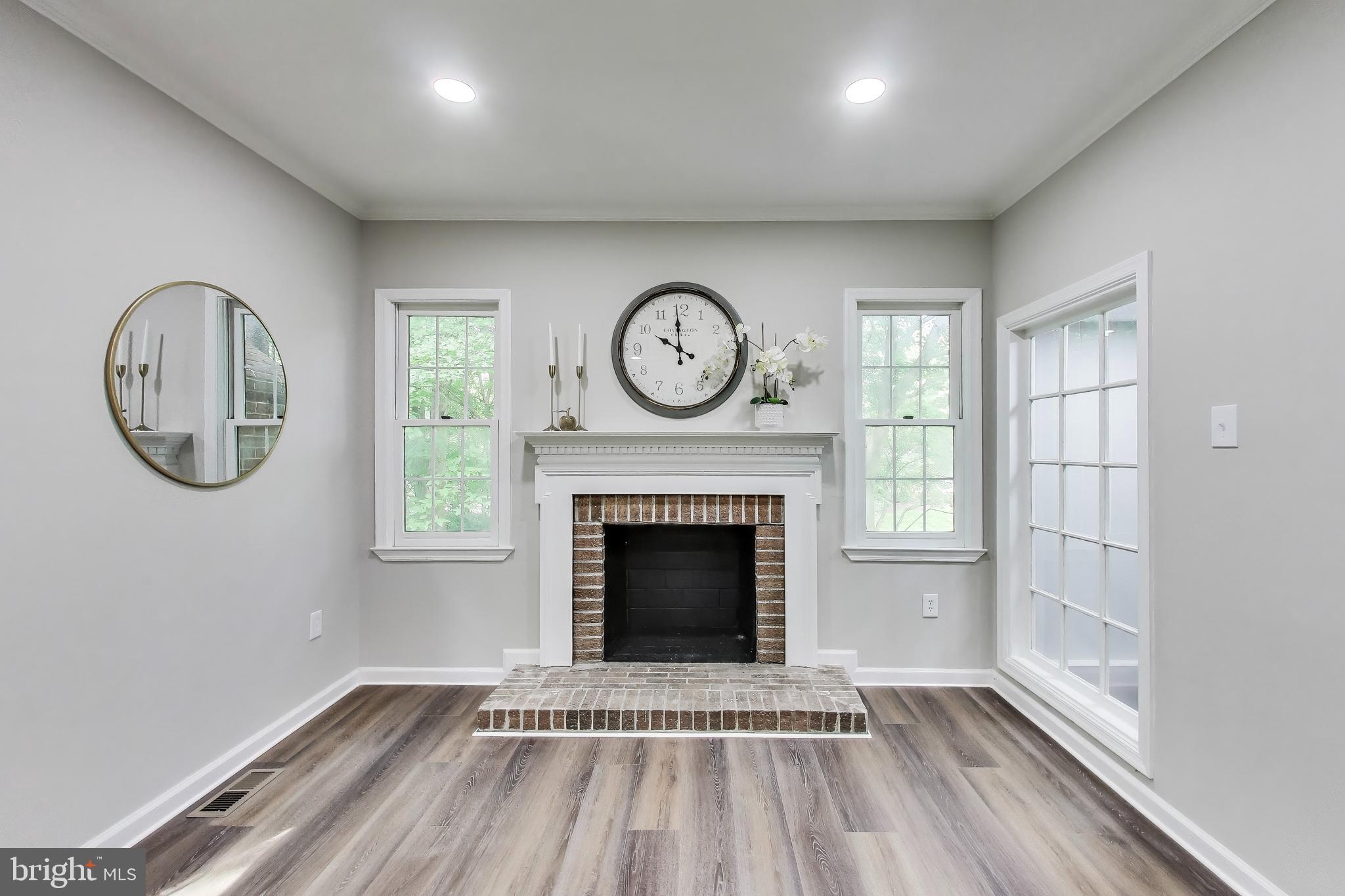 ASPENWOOD - Residential