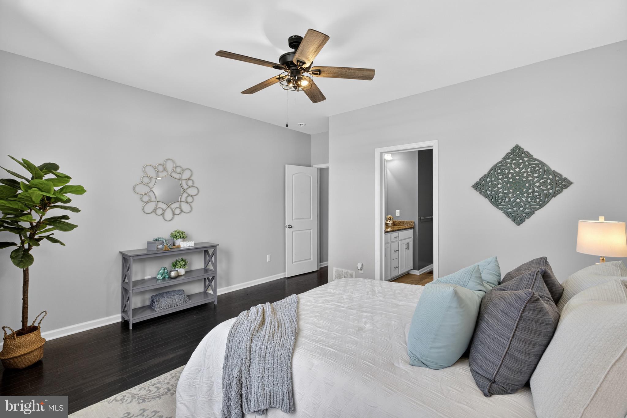 HYETTS CROSSING - Residential