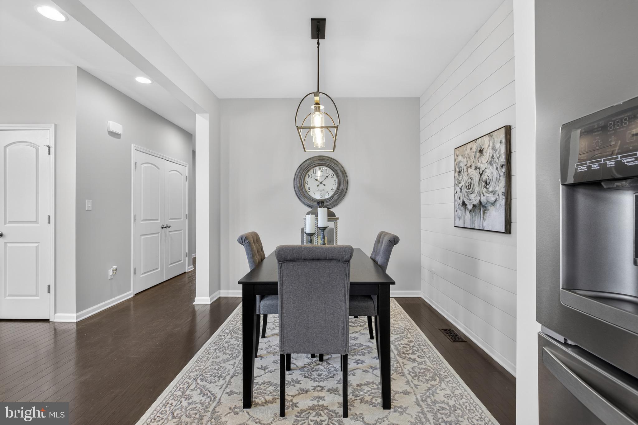 HYETTS CROSSING - Residential