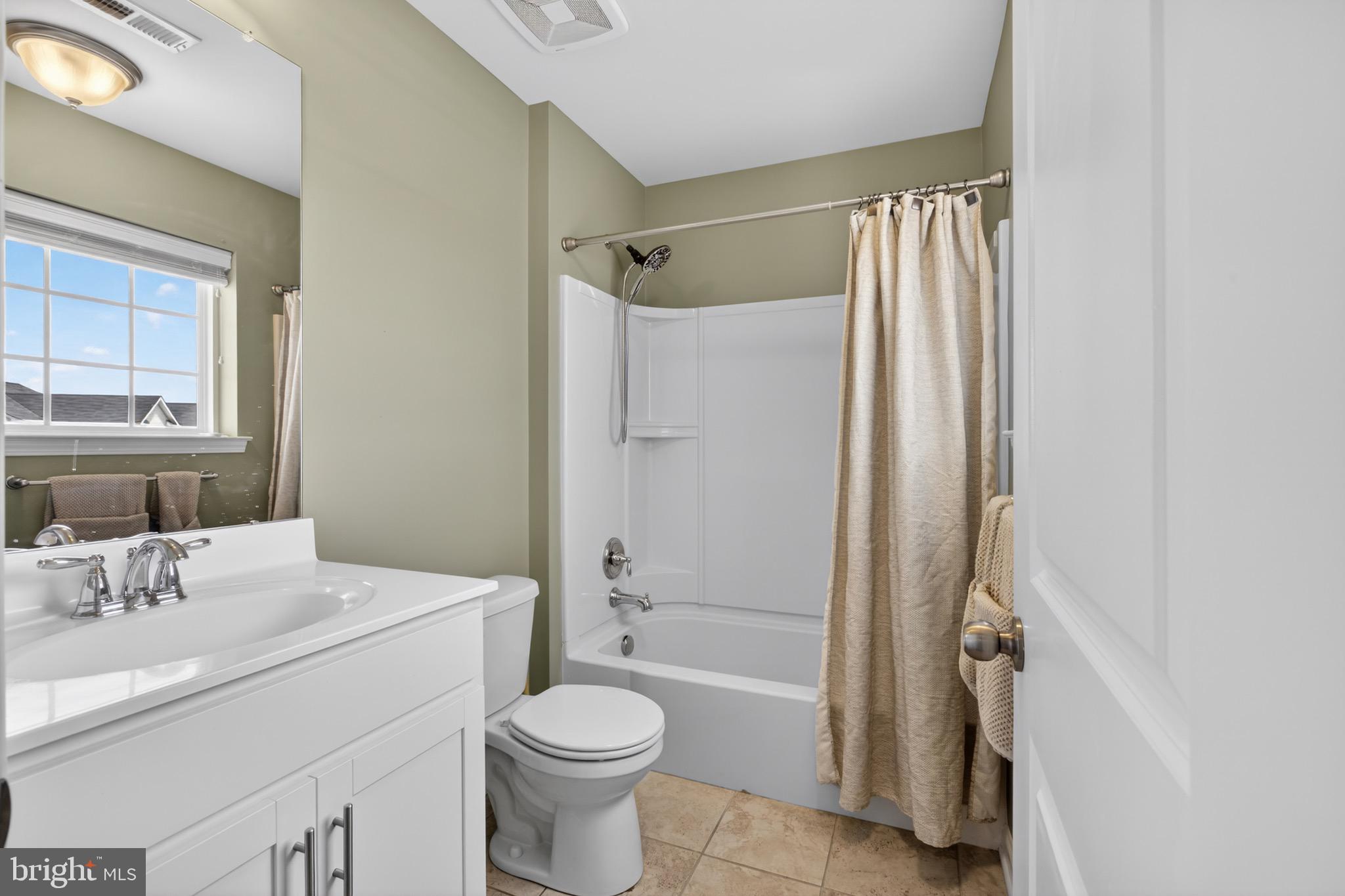 HYETTS CROSSING - Residential