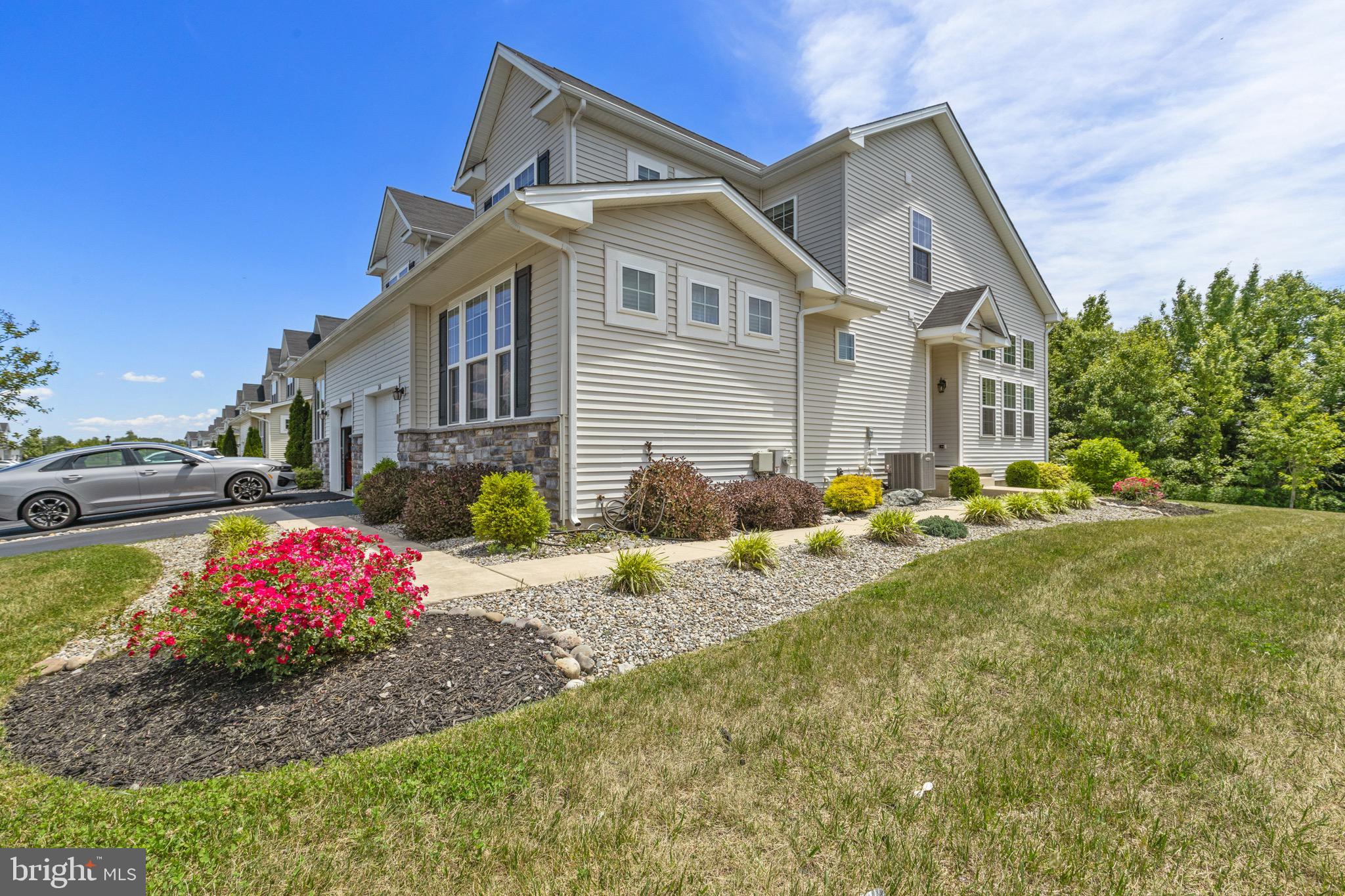 HYETTS CROSSING - Residential