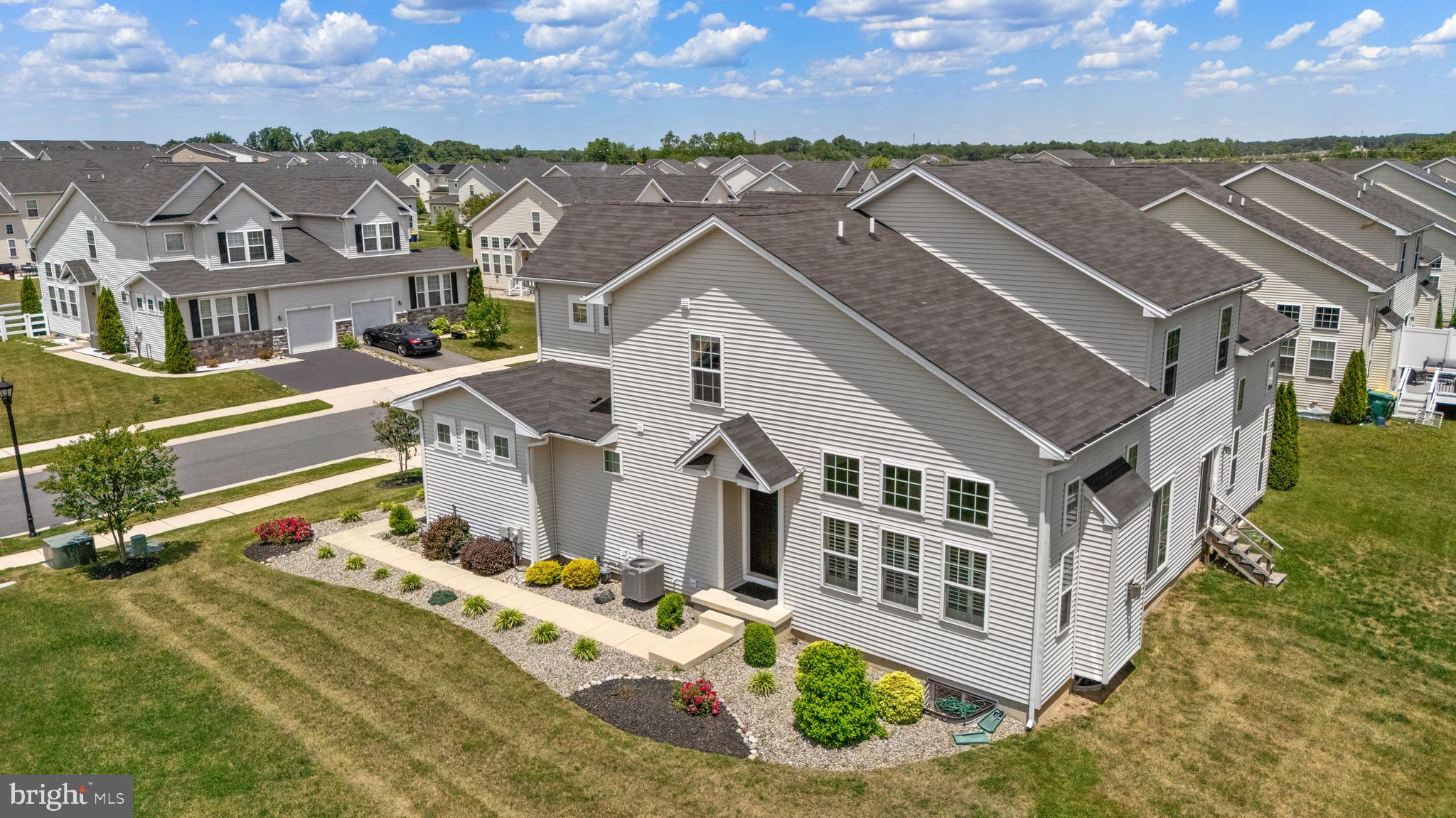 HYETTS CROSSING - Residential