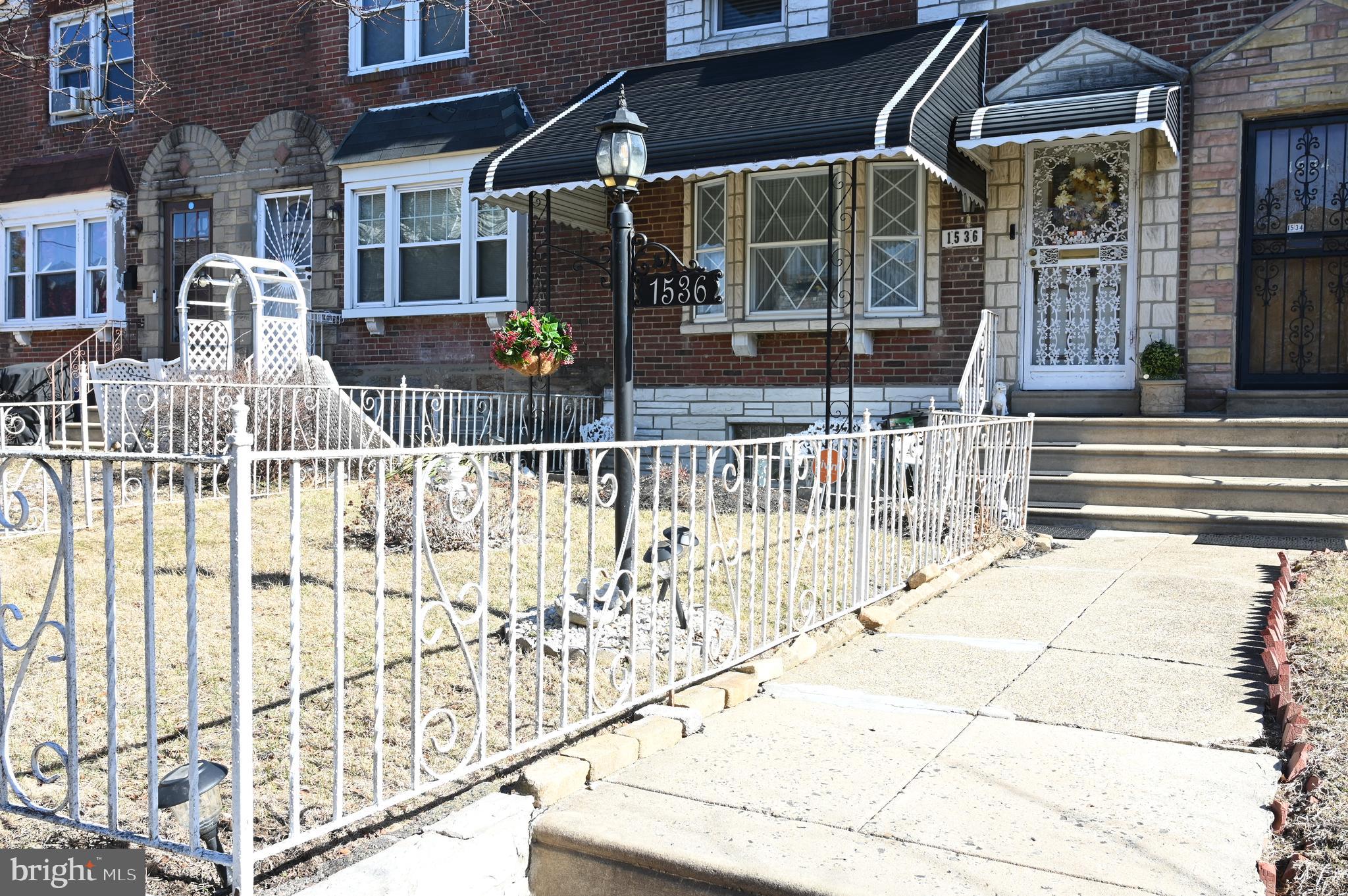 WEST OAK LANE - Residential
