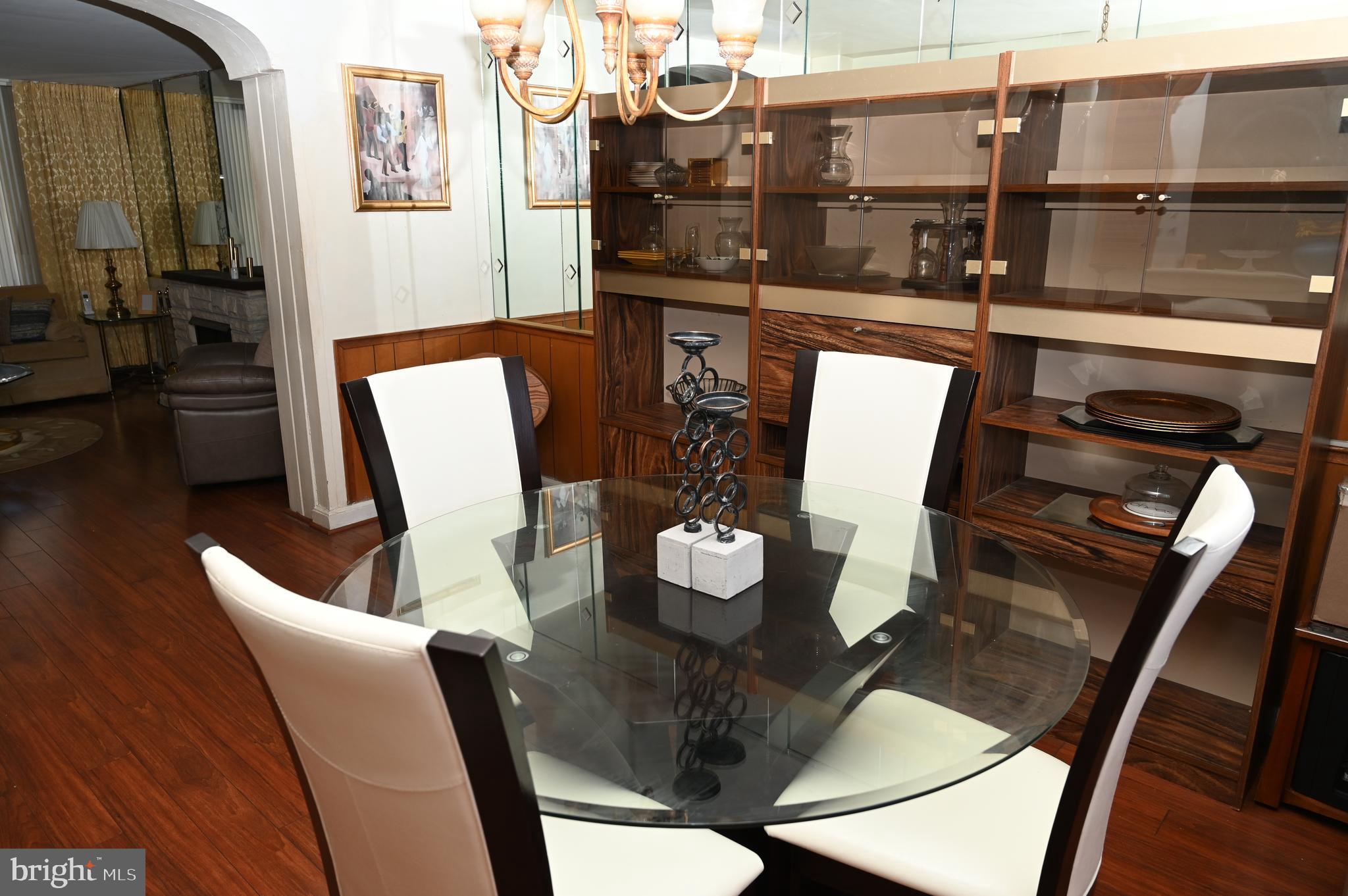 WEST OAK LANE - Residential