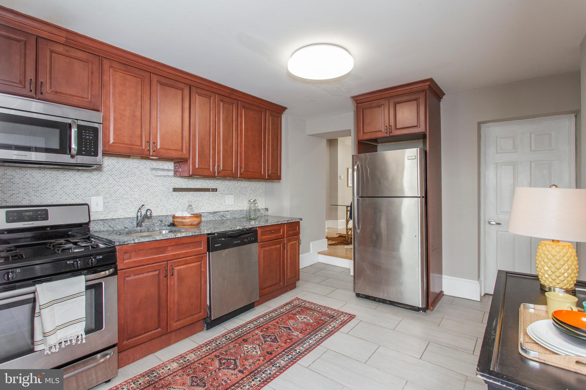 POINT BREEZE - Residential Lease
