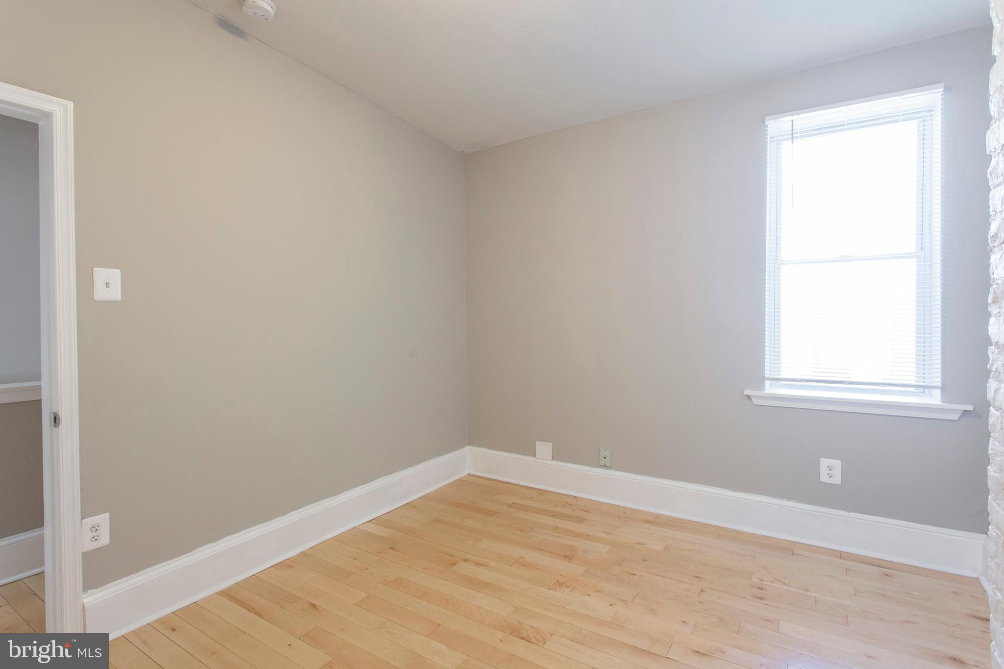 POINT BREEZE - Residential Lease