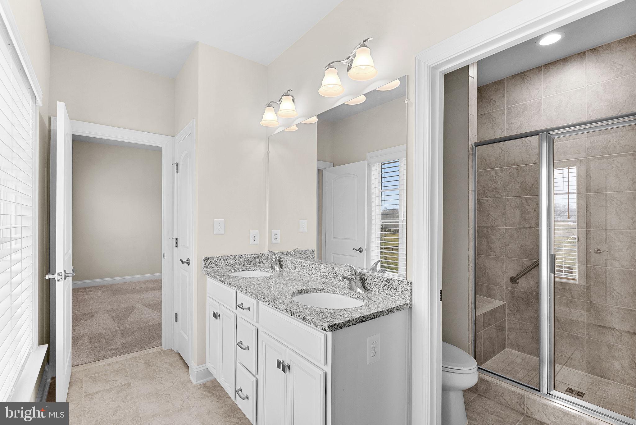 BLACK OAK CREEK - Residential
