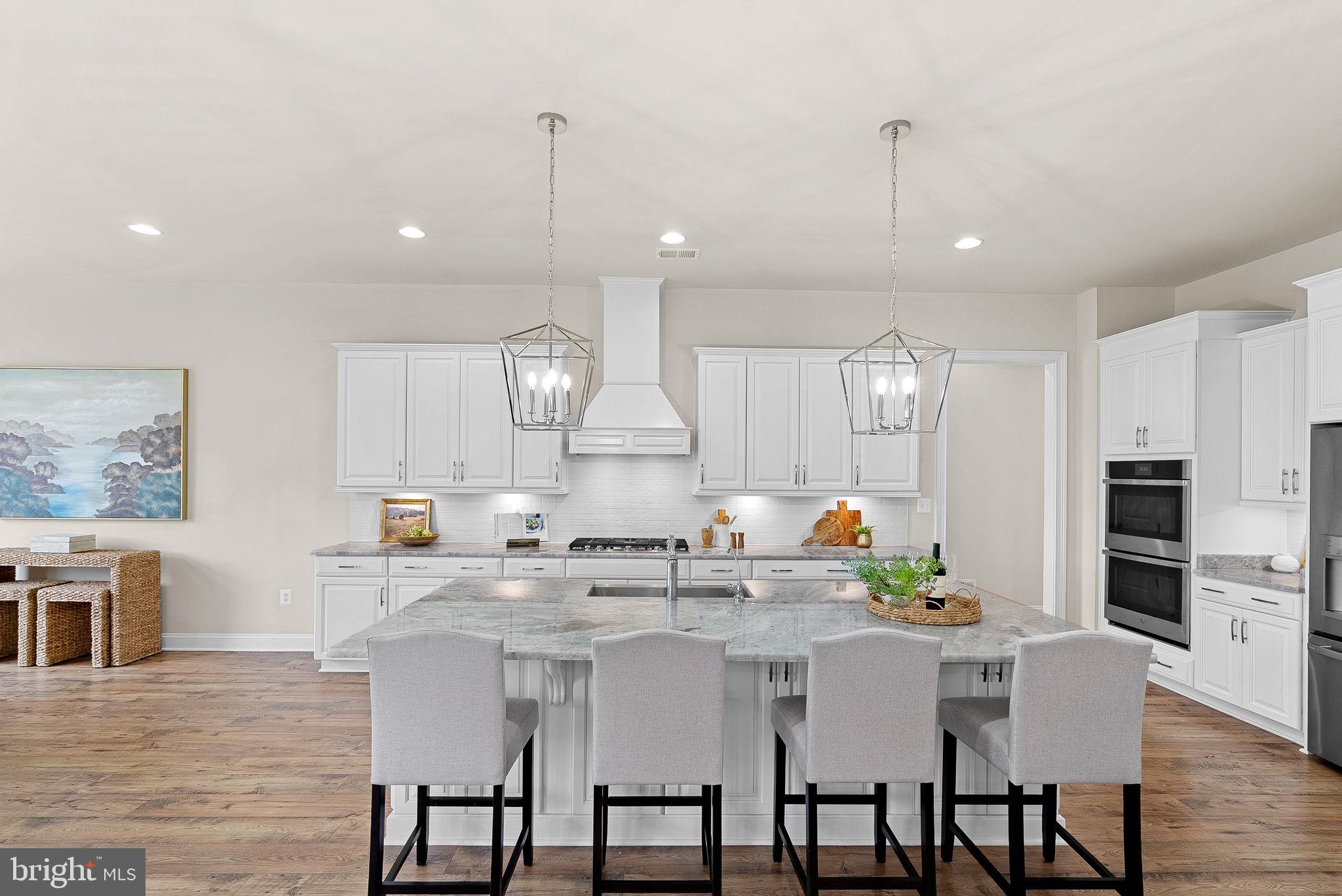 BLACK OAK CREEK - Residential