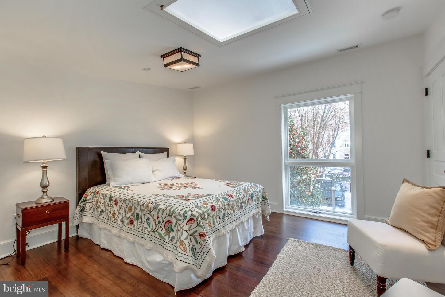 GEORGETOWN - Residential