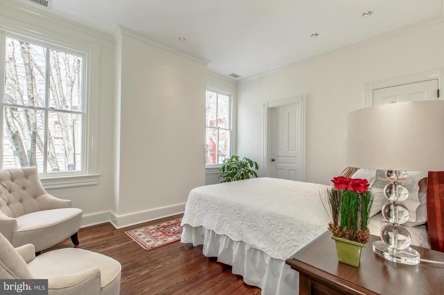 GEORGETOWN - Residential
