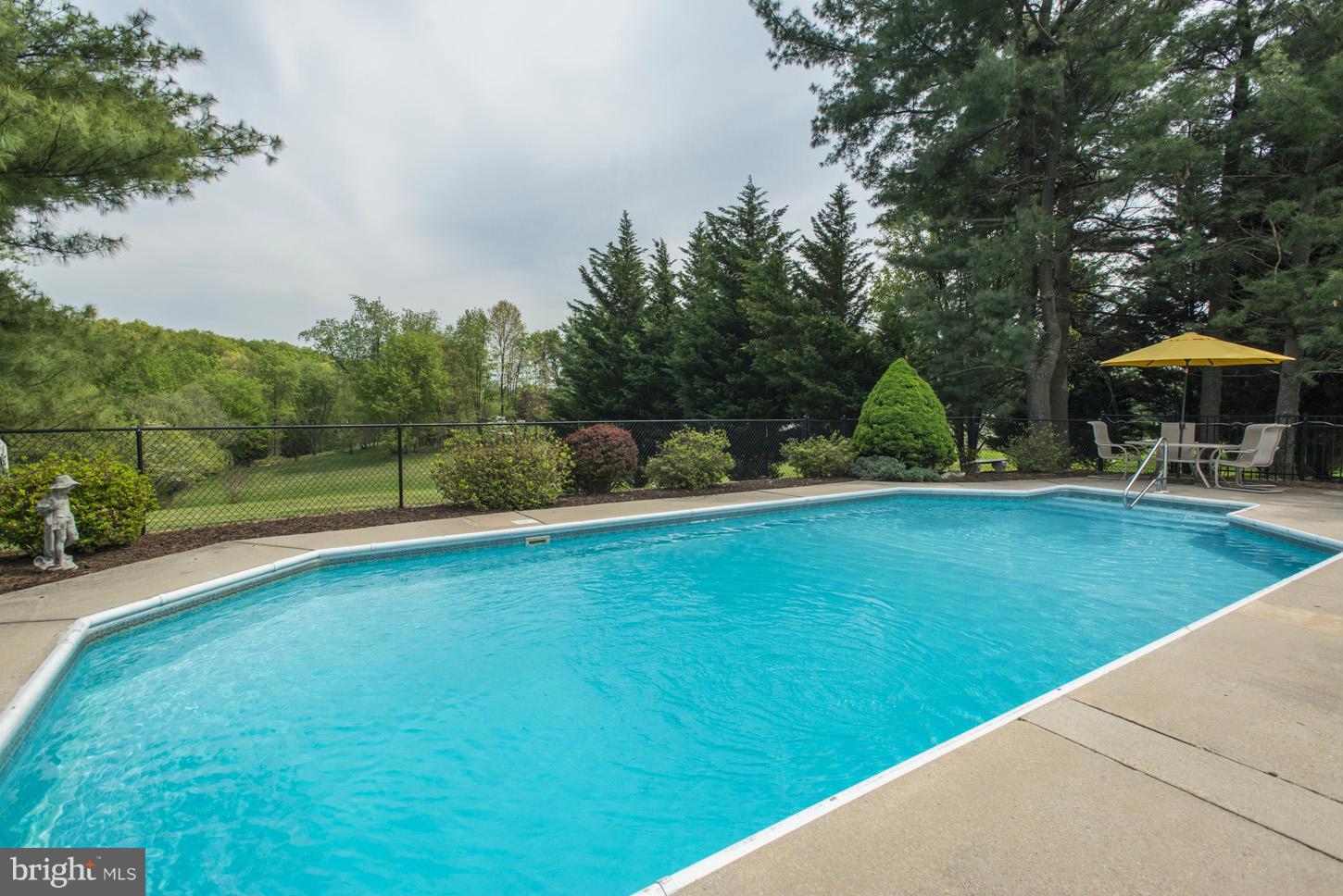 DARNESTOWN OUTSIDE - Residential