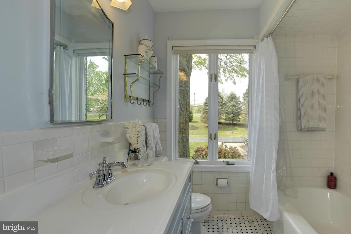 DARNESTOWN OUTSIDE - Residential