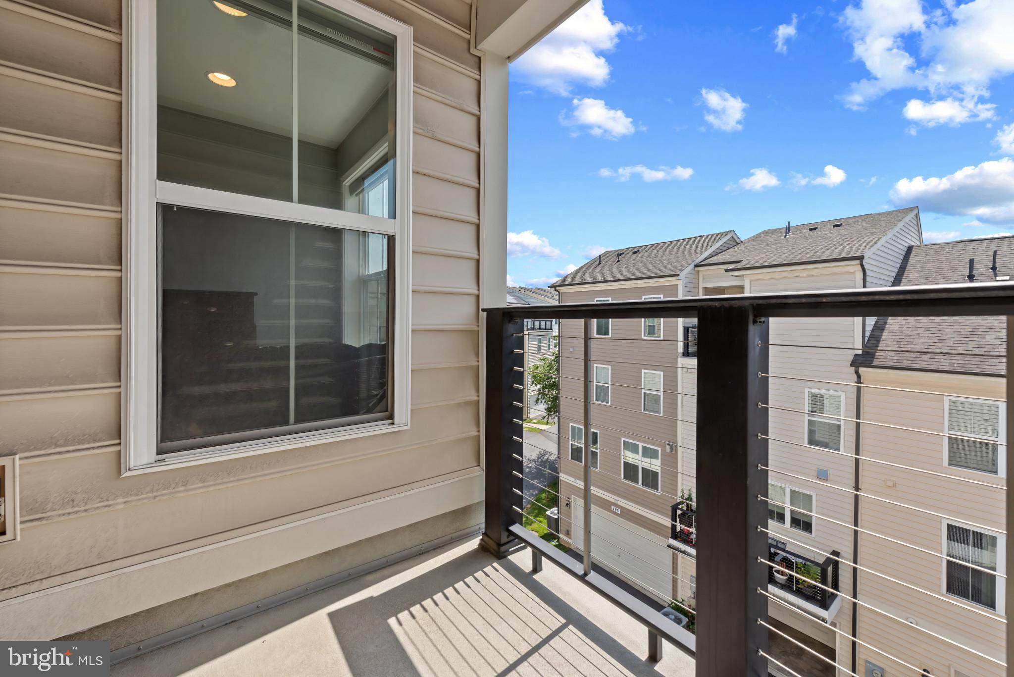 GLENMONT METROCENTRE - Residential