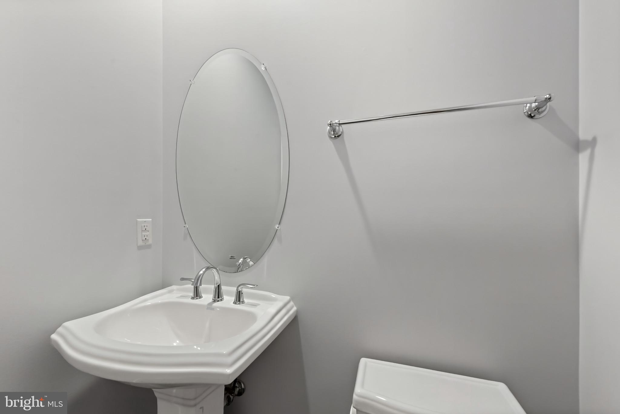 GLENMONT METROCENTRE - Residential