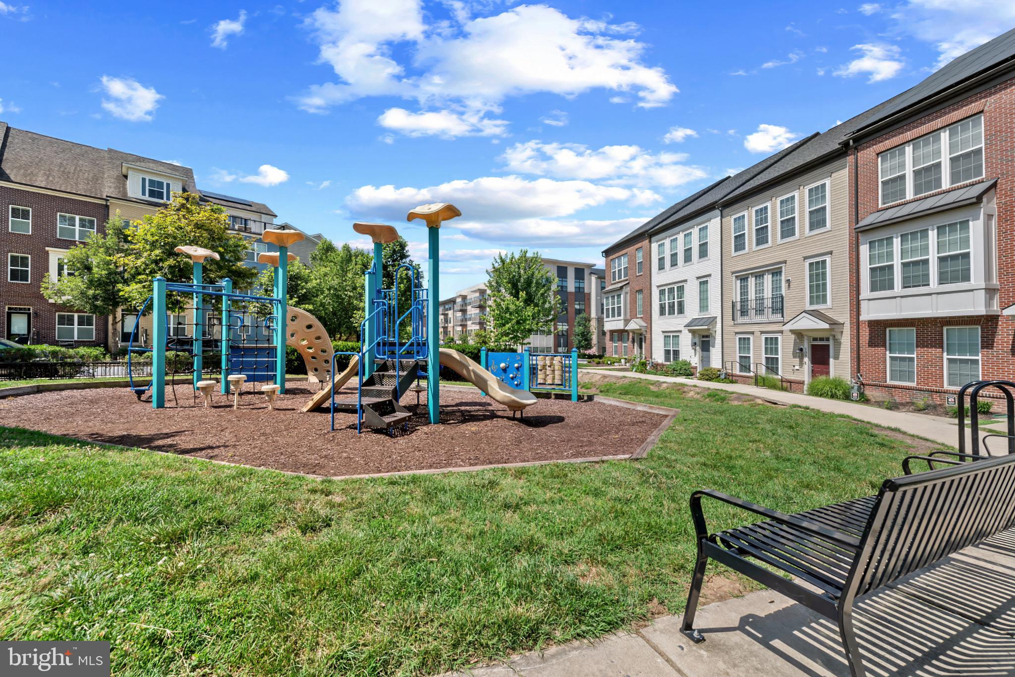 GLENMONT METROCENTRE - Residential