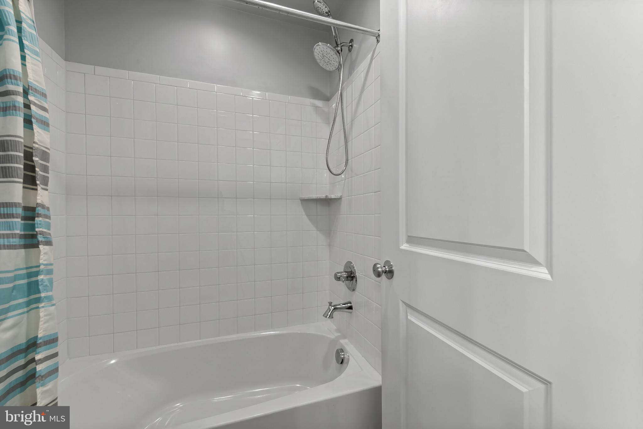 GLENMONT METROCENTRE - Residential