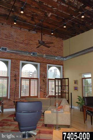THE LOFTS - Residential