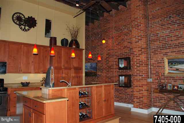 THE LOFTS - Residential