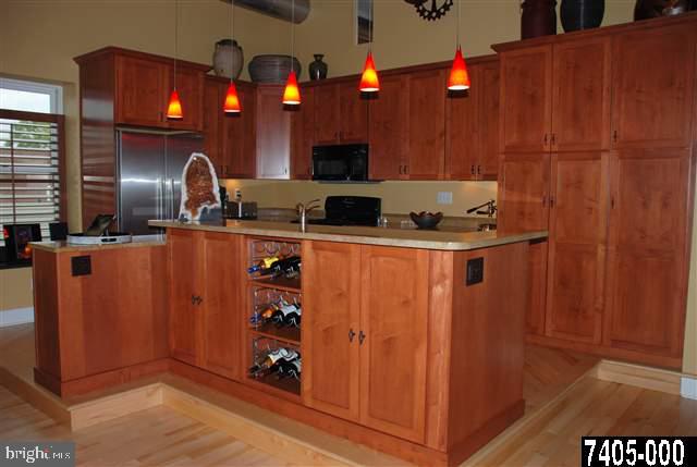 THE LOFTS - Residential