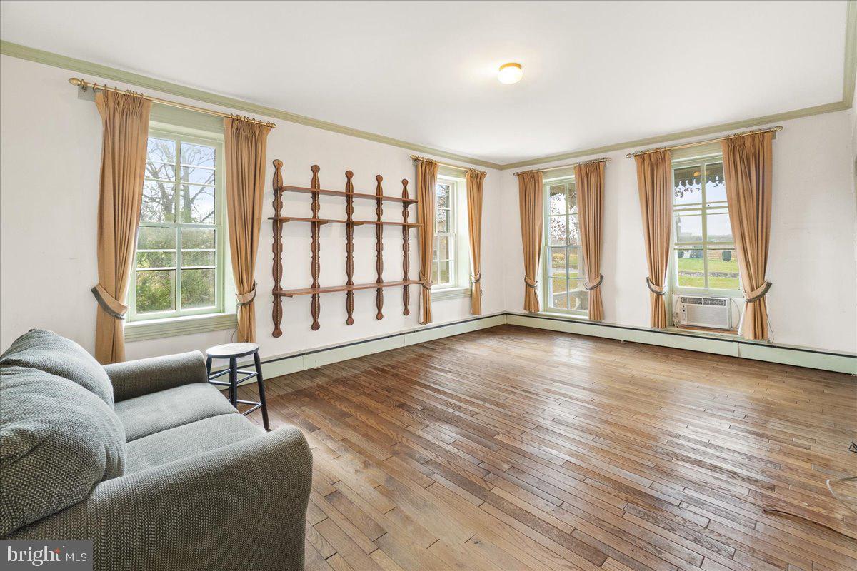 MCKINSTRYS MILL ESTATES - Residential
