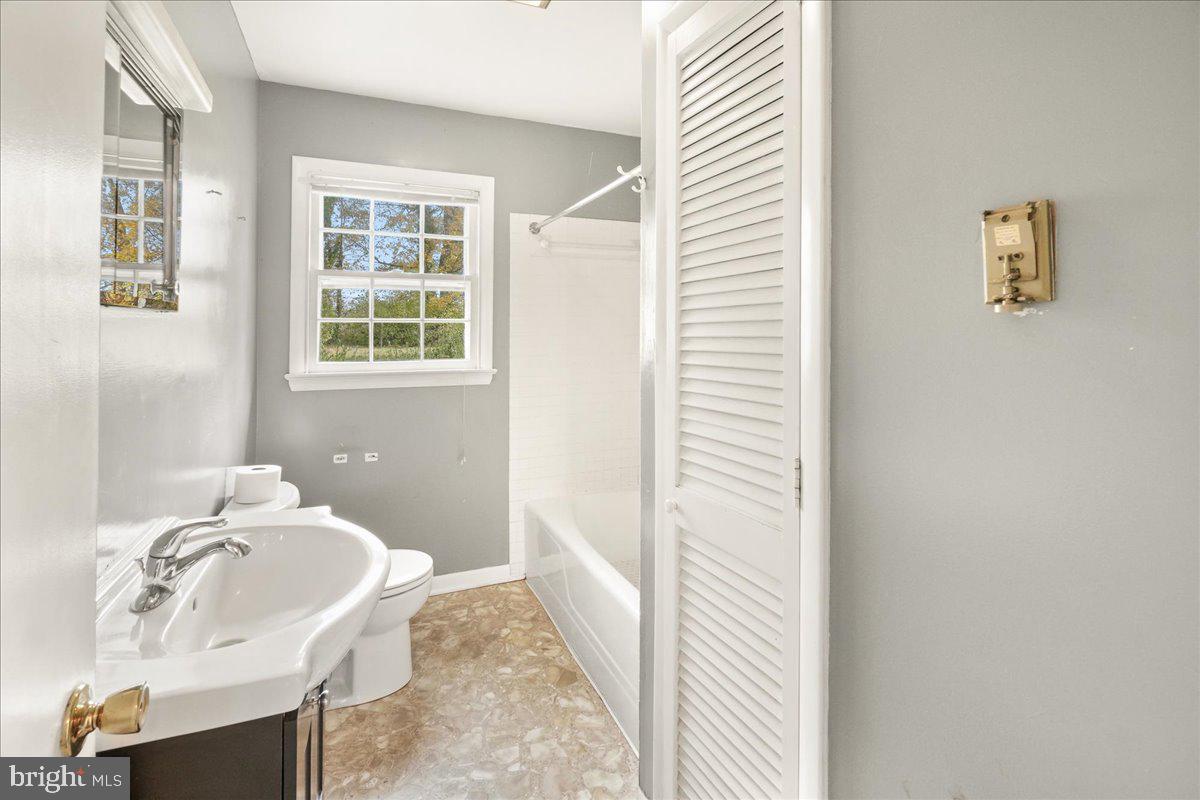 MCKINSTRYS MILL ESTATES - Residential